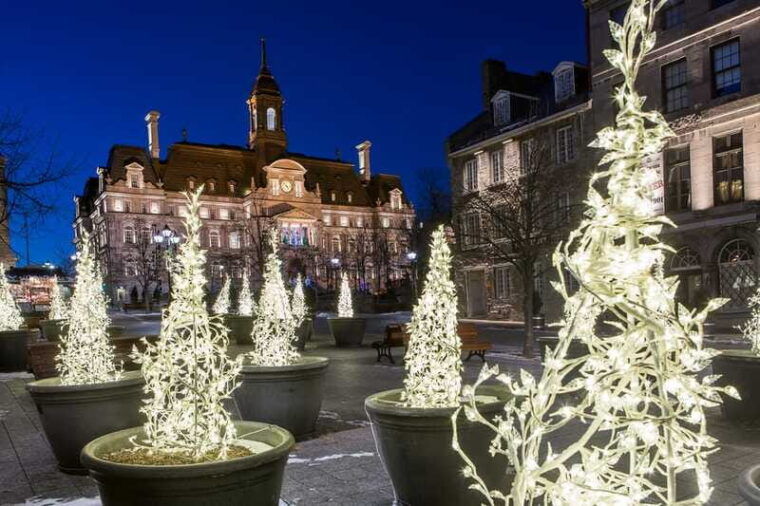 old-montreal-small-group-christmas-tour