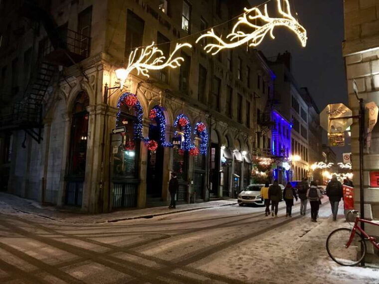 old-montreal-small-group-christmas-tour