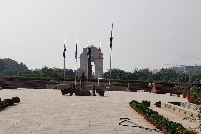 Old & New Delhi Private Tour - Half Or Full Day Car+Guide+ticket - Practical Details and Value