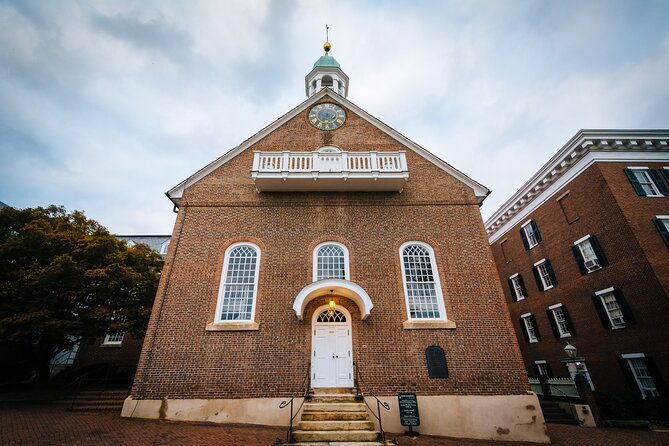 old-salems-ghost-self-guided-walking-tour