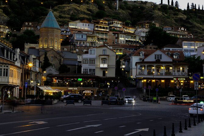 old-tbilisi-private-walking-tour-with-wine-tasting-and-cable-car