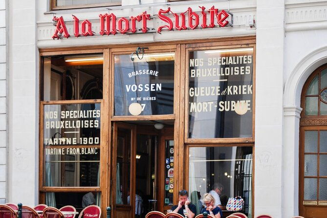 old-town-brussels-capital-of-beer-exploration-game-and-tour