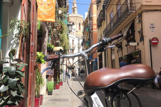 old-town-private-guided-tour-on-bike-e-bike-e-step-or-segway