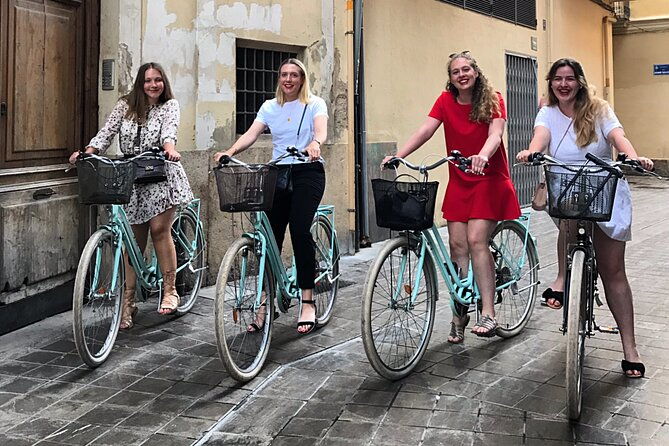 old-town-private-guided-tour-on-bike-e-bike-e-step-or-segway