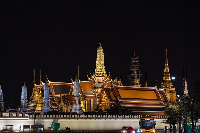 Old town short tour with dinner - Key Points