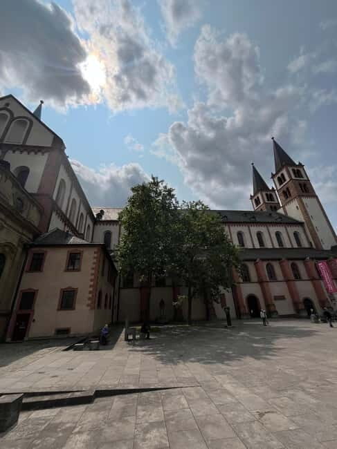 Old town tour of Würzburg with wine tasting on the Old Main Bridge - Pricing and Value