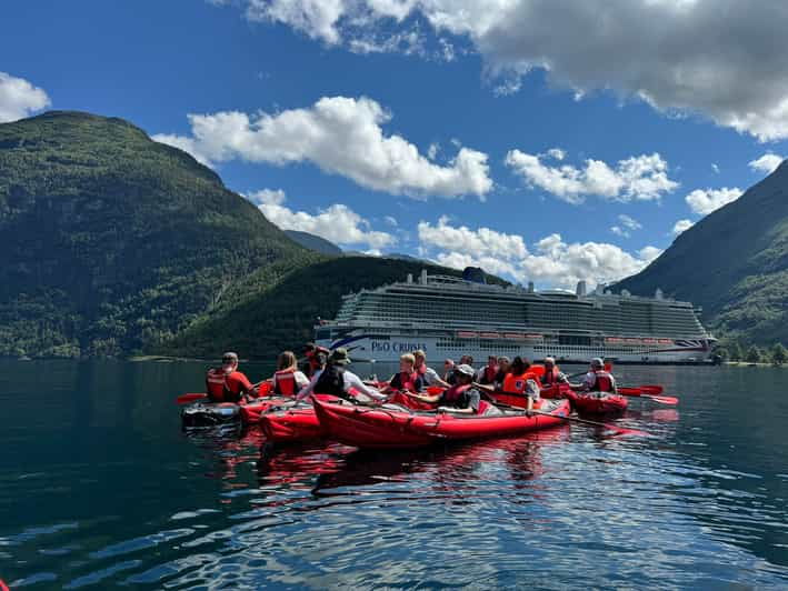 olden-experience-beginner-friendly-fjord-kayaking