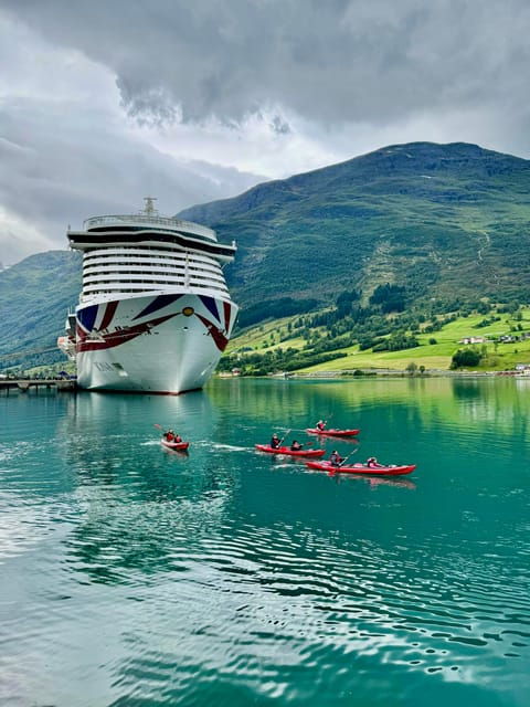 olden-experience-beginner-friendly-fjord-kayaking