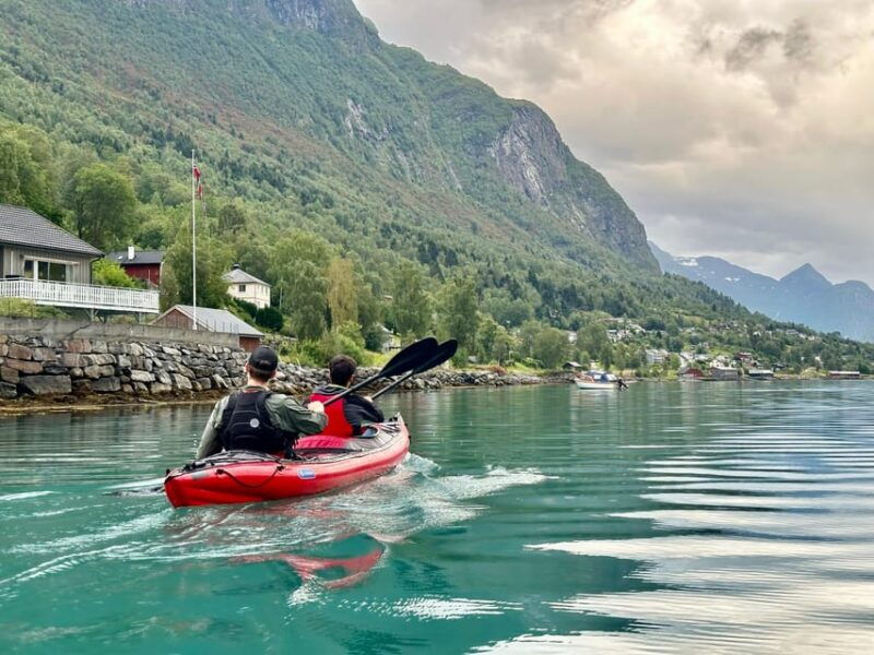 olden-experience-beginner-friendly-fjord-kayaking
