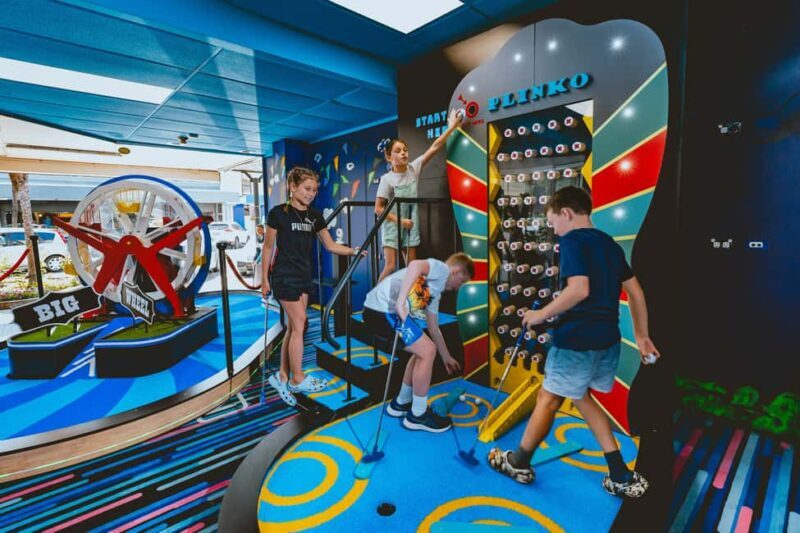 Oldenburg: Puttbrothers Adventure Mini Golf - Why Its a Great Choice for Travelers