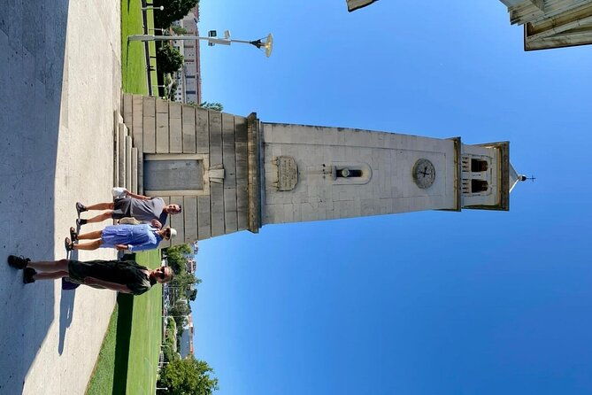 oldtimer-fico-supermini-selfdrive-hinterland-roadtrip