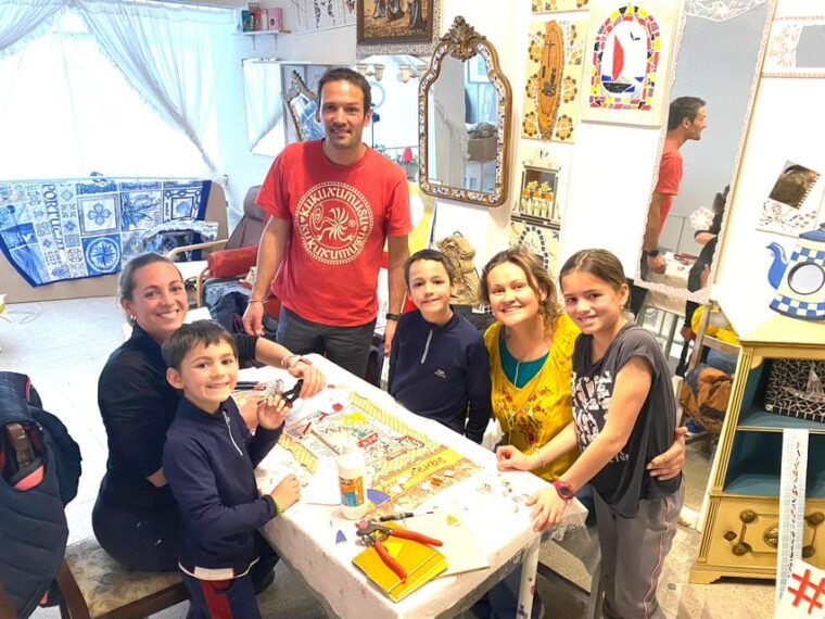 olhao-art-mosaic-2-hours-workshop-by-mosaicolhao