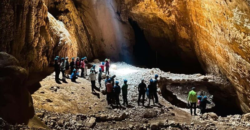 oliena-the-nurre-de-su-hoda-cave-hiking