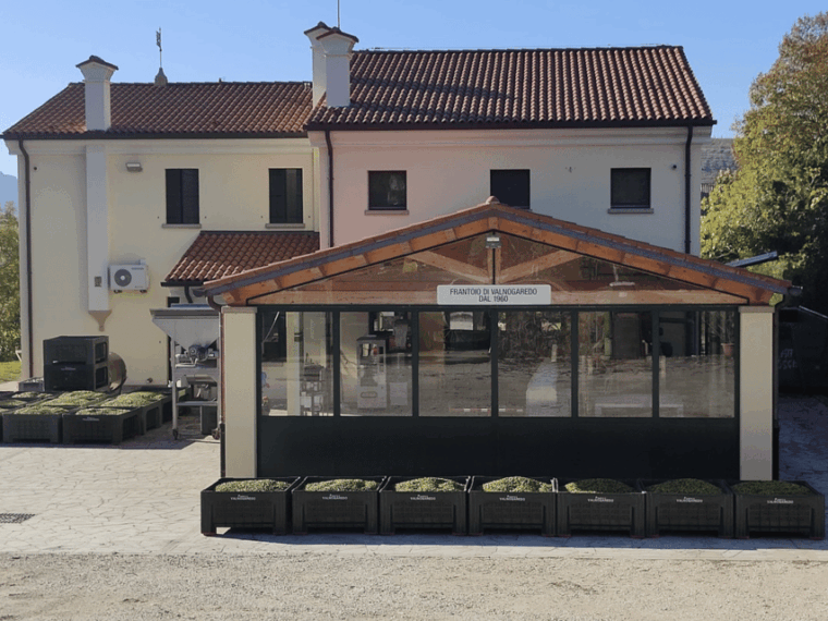 olive-mill-tour-and-tasting-in-the-padua-hills