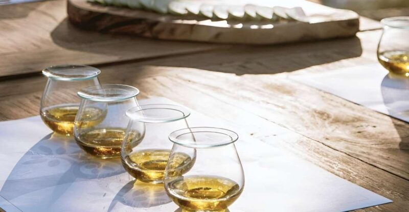 olive-oil-cheese-and-wine-tasting-with-local-expert-3