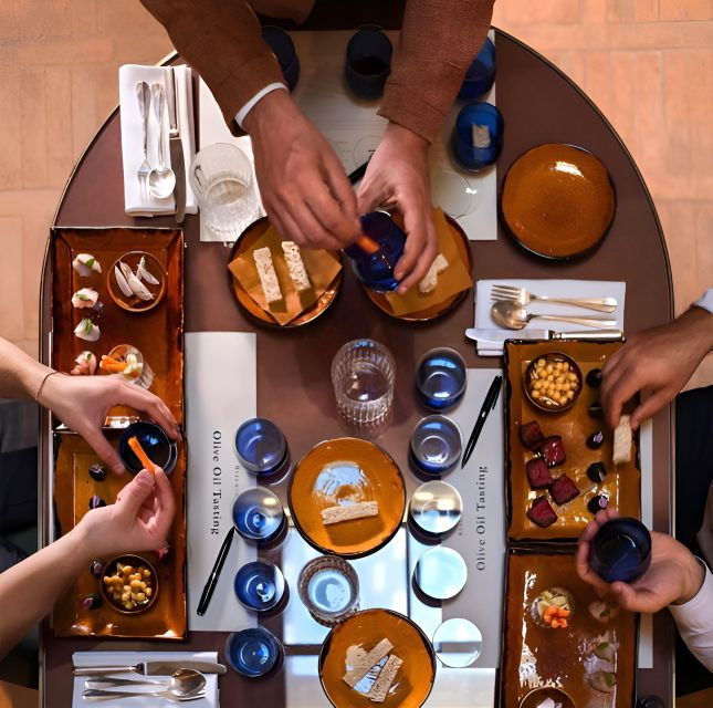 olive-oil-cheese-and-wine-tasting-with-local-expert-3