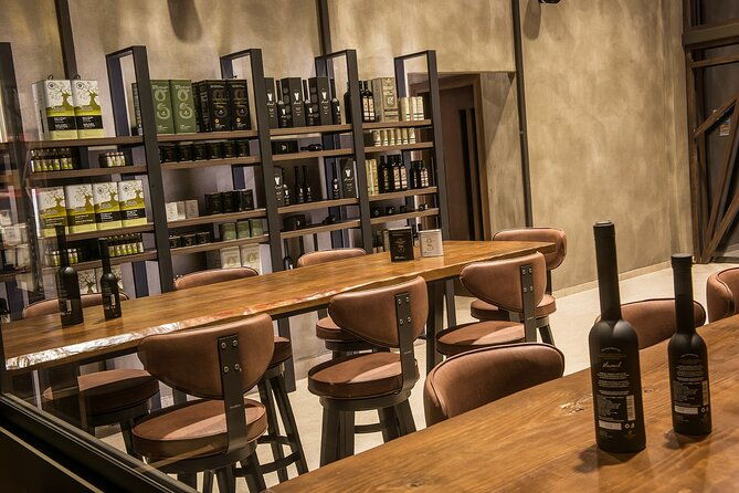 olive-oil-tasting-and-cretan-cuisine