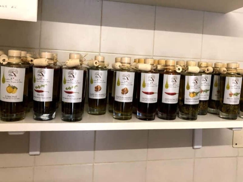 Olive Oil Tasting and Visit at Lake Como - Analyzing the Value