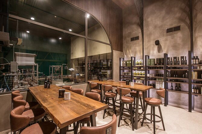olive-oil-tasting-in-crete-2