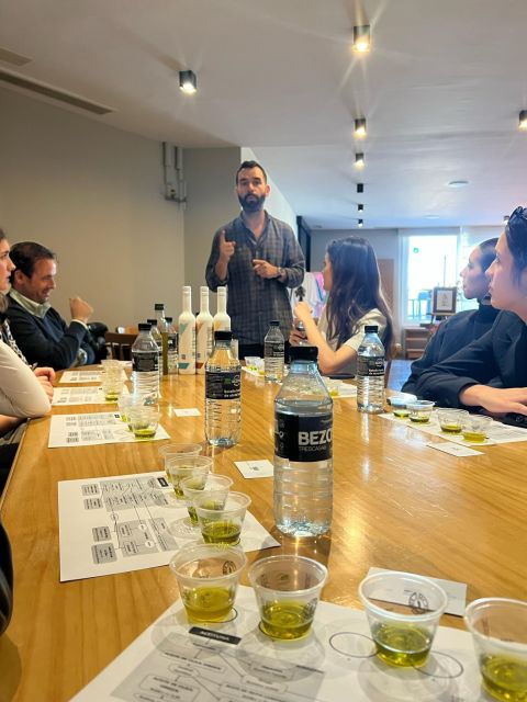 olive-oil-tasting-in-sevilla