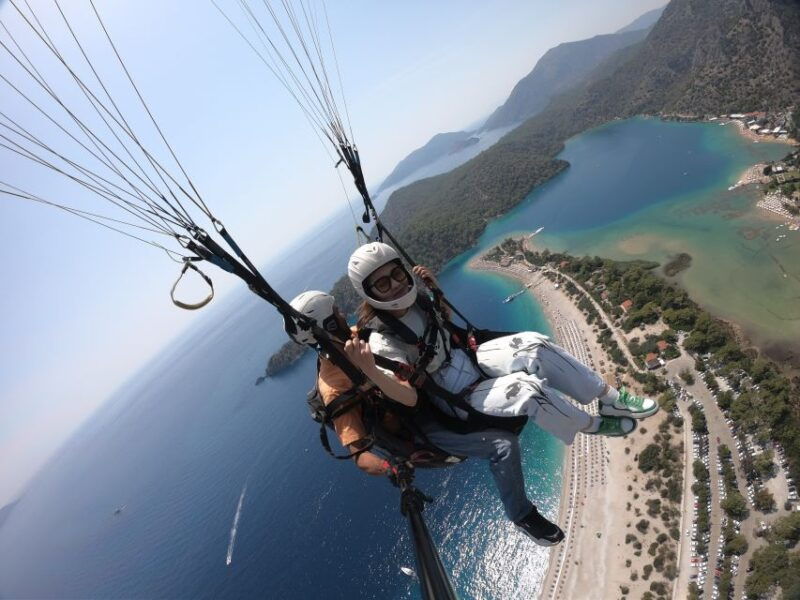 oludeniz-blue-lagoon-paragliding-flight-fethiye