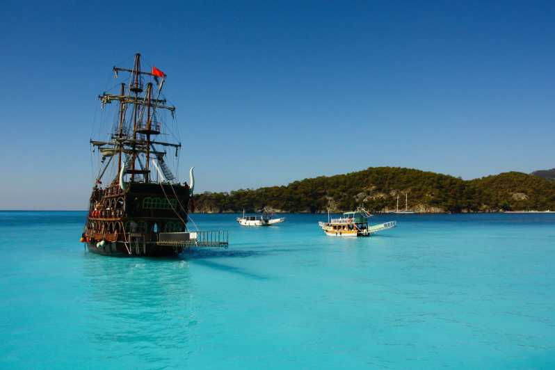 oludeniz-pirate-boat-cruise-with-swim-stops-and-lunch