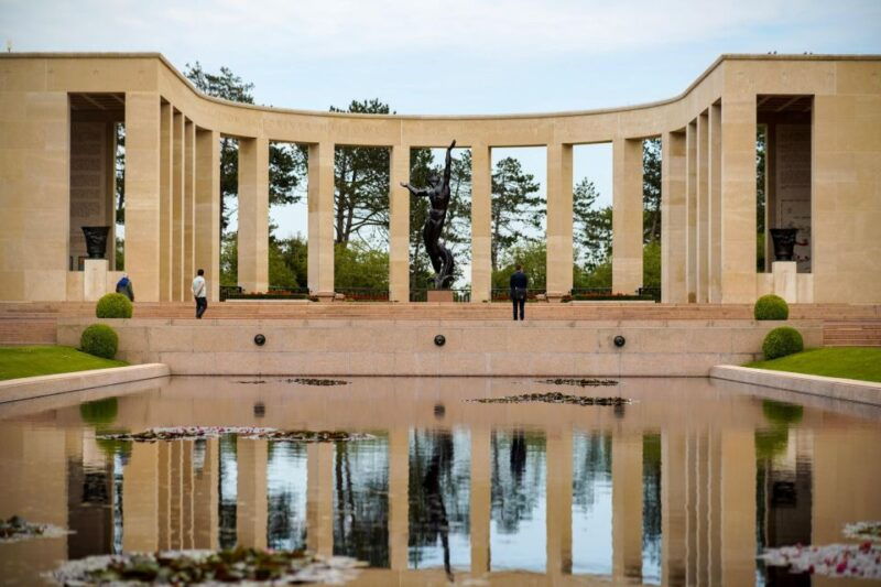 omaha-beach-and-colleville-cemetery-private-walking-tour