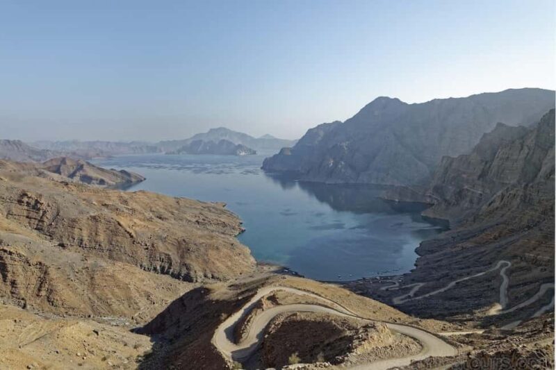 Oman: 5-Day Guided Tour with Entry Fees and Accommodation - Who Is This Tour Best For?