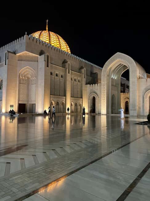 Oman: local tour guide - Key Points