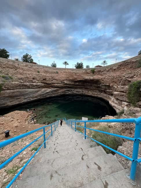 Oman: Wadi Shab, Bimmah Sinkhole, and Fins Beach Camping - Potential Drawbacks