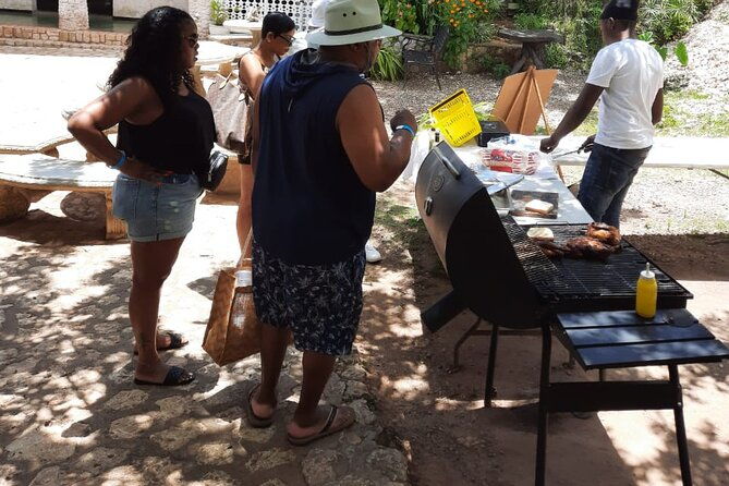 omars-river-tubing-from-montego-bay