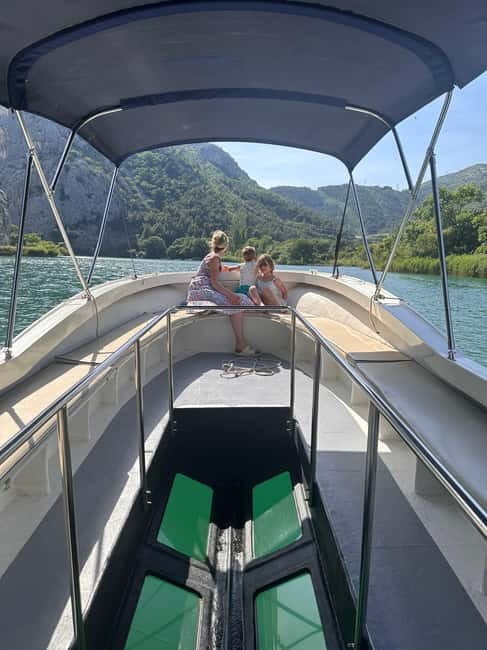 Omi: Cetina River Canyon Glass Boat Tour to Radman Mills - An In-Depth Look at the Cetina River Canyon Tour