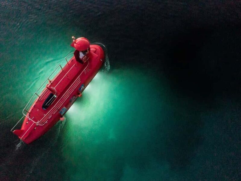 Omi: Semi-Submarine Underwater Adventure - Who Would Enjoy This Tour?