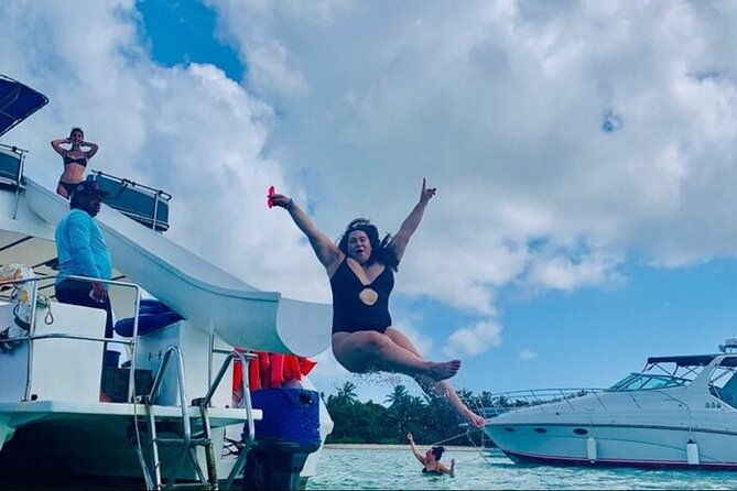 on-catamaran-private-snorkel-adventure-for-groups-in-punta-cana