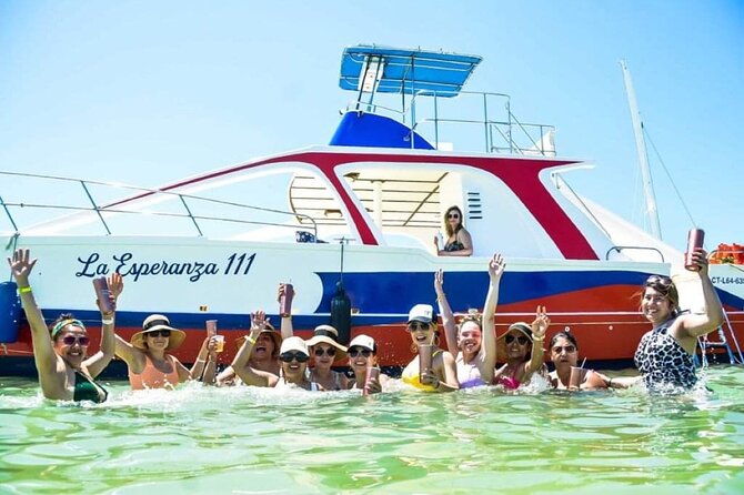 on-catamaran-private-snorkel-adventure-for-groups-in-punta-cana