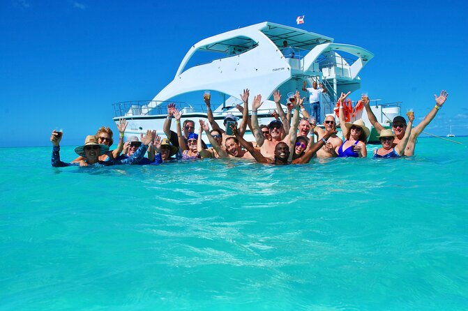 on-catamaran-private-snorkel-adventure-for-groups-in-punta-cana