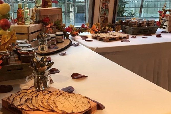 on-the-traces-of-olympism-from-saint-martin-canal-to-the-seine