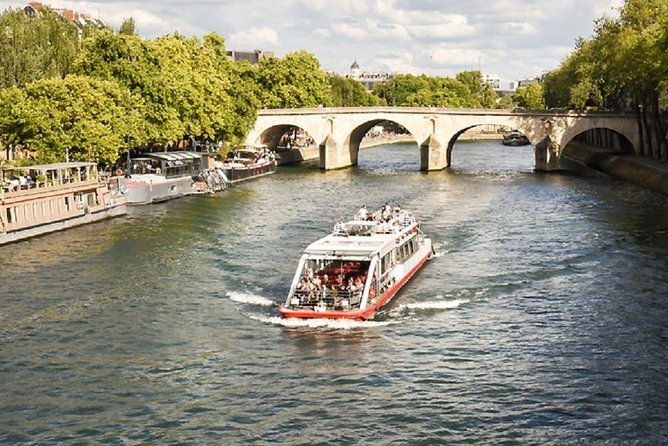 on-the-traces-of-olympism-from-saint-martin-canal-to-the-seine