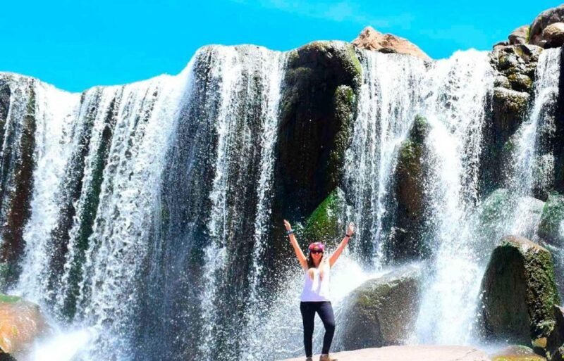 on-the-way-to-pillones-waterfall-excursion-from-arequipa-2