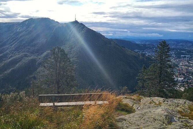 on-top-of-bergen-private-hike