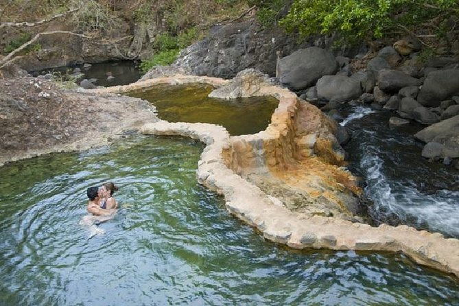 one-day-adventure-tour-hacienda-guachipelin