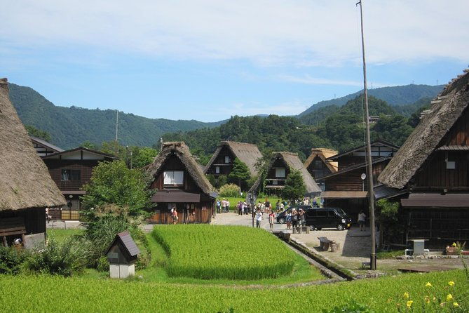 one-day-bus-tour-departing-from-kanazawa-station-shirakawa-go-and-gokayama-two-world-heritage-villages-enjoyable-bus-tour