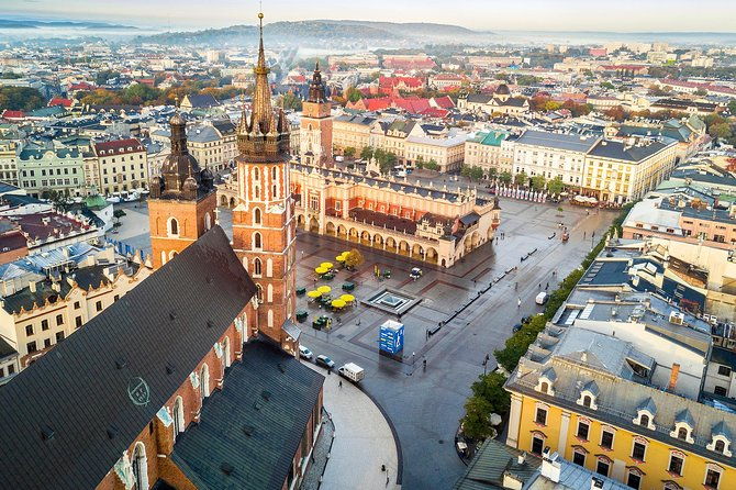 one-day-cracow-and-wieliczka-salt-mine-private-tour-from-warsaw