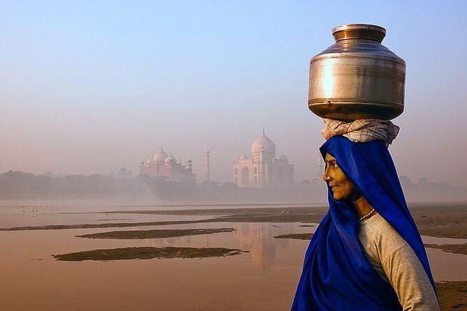 One Day Exclusively Grand Tour of Taj Mahal from Delhi - The High Tea: A Perfect Endnote