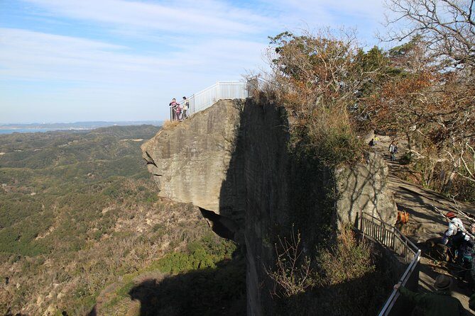 One day Hike, Thrilling Mt. Nokogiri & Giant Buddha - Who Will Love This Tour?