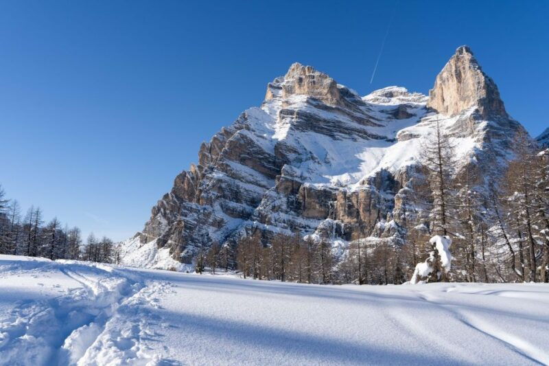 one-day-hike-with-snowshoes-to-discover-dolomites