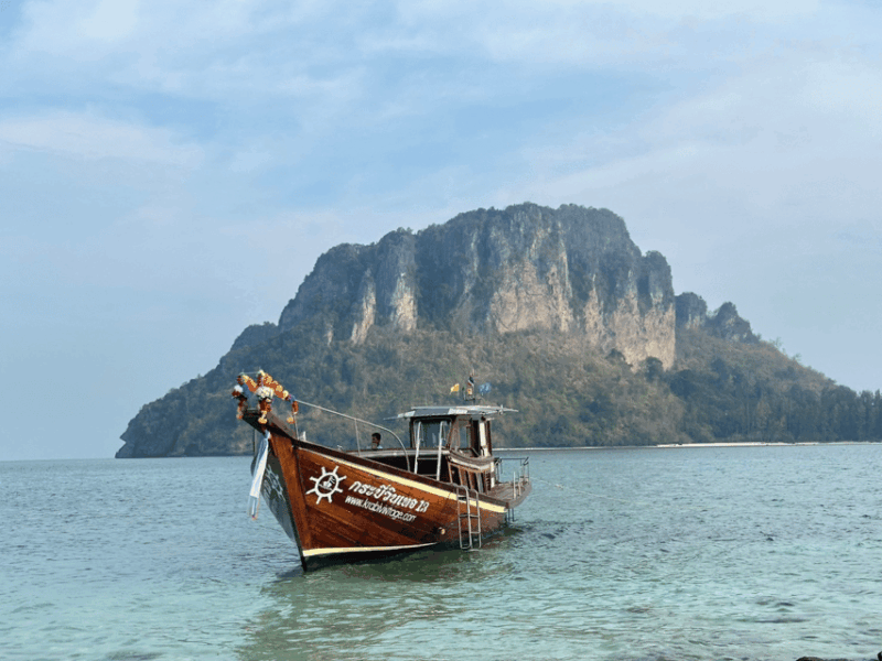 one-day-jame-bond-island-tour-by-luxury-vintage-baot