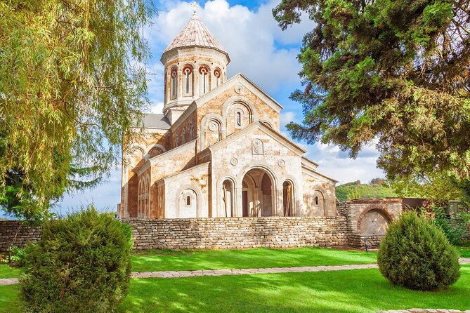 one-day-kakheti-tour-with-wine-tasting-and-free-churchkhela