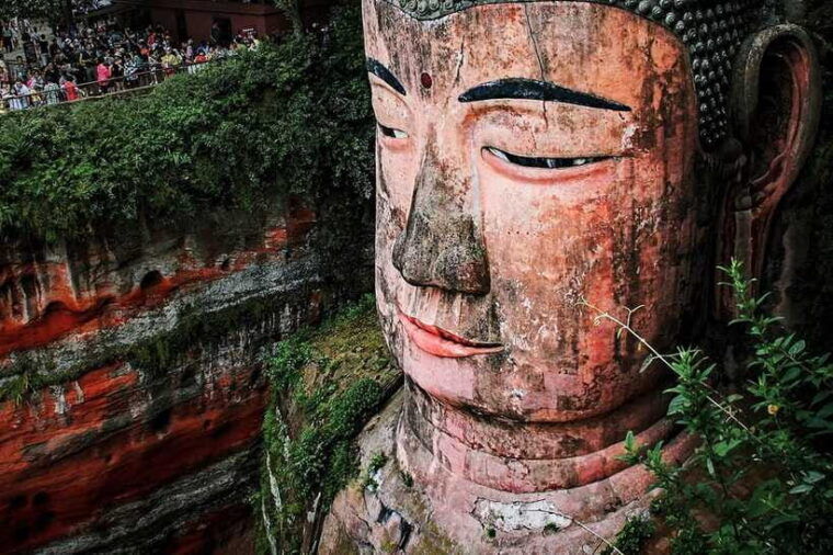 one-day-leshan-giant-buddha-food-tour-english-guide