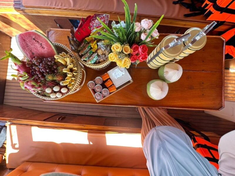 one-day-luxury-vintage-boat-to-jame-bond-from-koh-yao